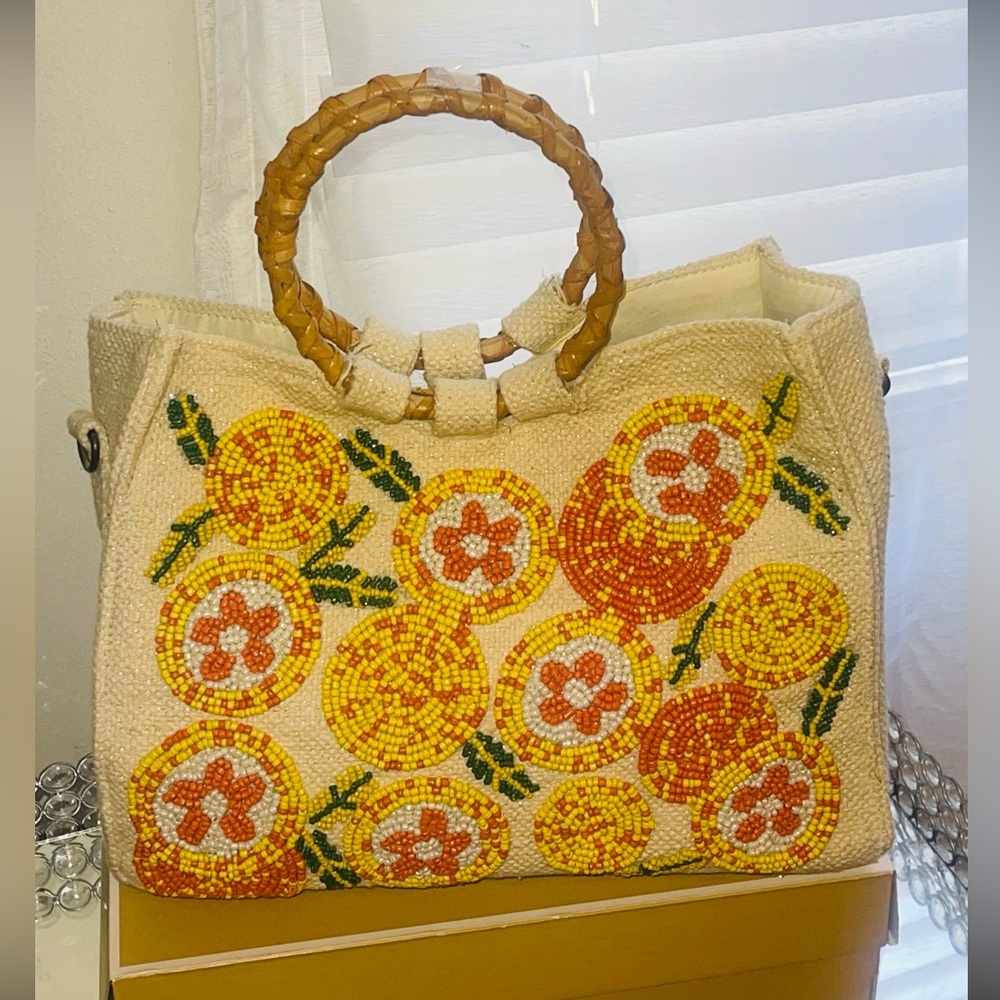 Women’s top🌼🌻 Handle🌻 purse 👜 - Picture 1 of 9